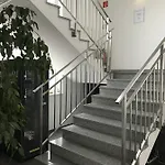 Hotel Business & 3*