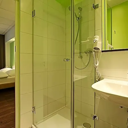 Hotel Business & 3*